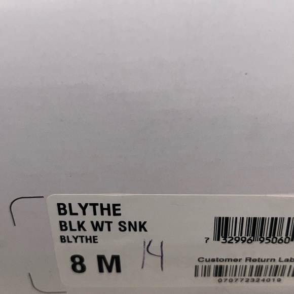 BAR III Women’s Blythe Block Snake Skin Strappy Heels Size 8 - Picture 11 of 11